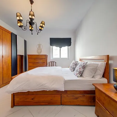 Stunning 2br With Spacious Living In Ta'xbiex By 360 Estates شقة Ta Xbiex