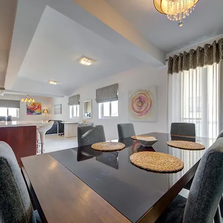 شقة Stunning 2br With Spacious Living In Ta'xbiex By 360 Estates