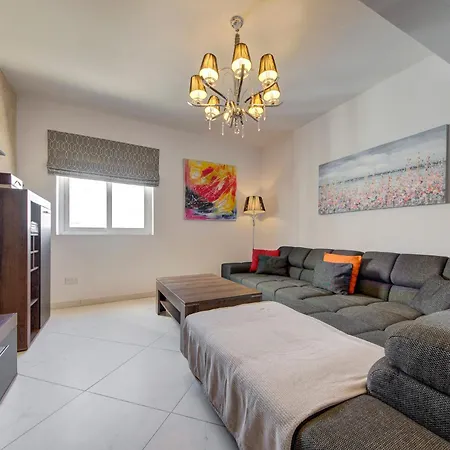 Stunning 2br With Spacious Living In Ta'xbiex By 360 Estates شقة *